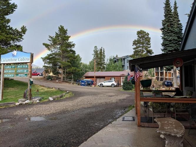 Columbine Lodge *